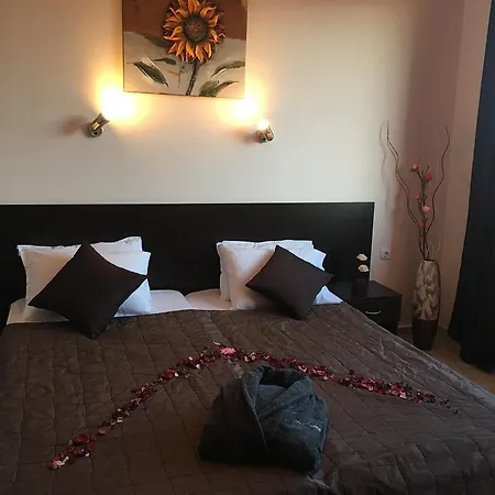 Salt Apart-hotel 3*