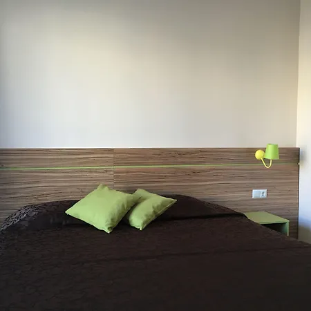 Aparthotel Salt 3*