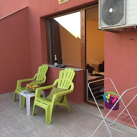 Salt Aparthotel 3*