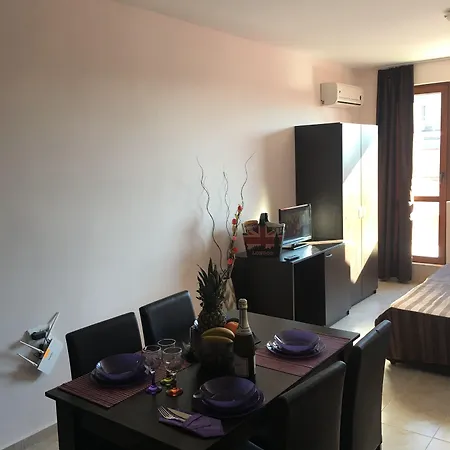 Aparthotel Salt 3*