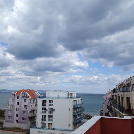 Salt Aparthotel Pomorie