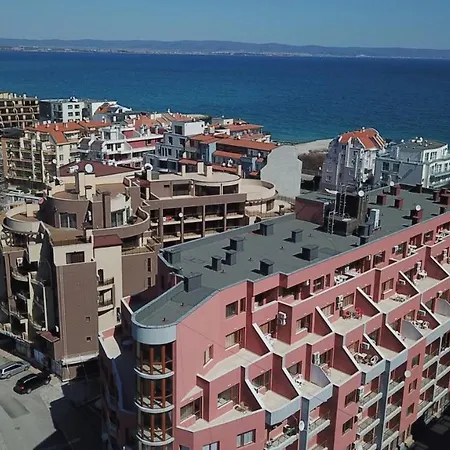 Aparthotel Salt 3*